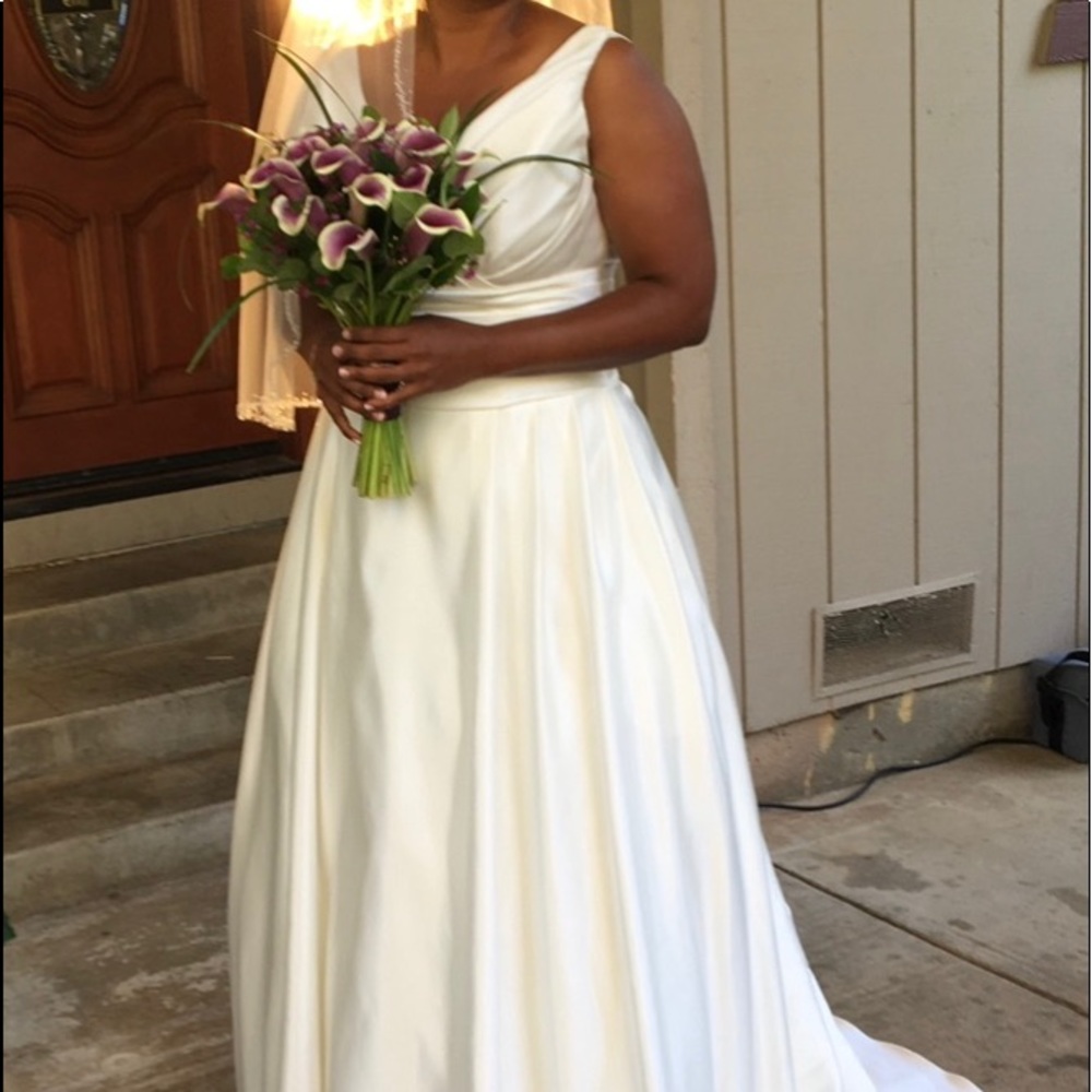 White wedding dress